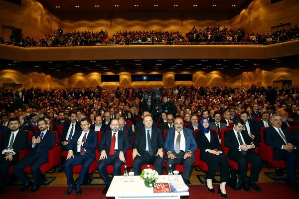 Erdoğan Cumhurbaşkanlığı Sistemi Sempozyumu'na katıldı