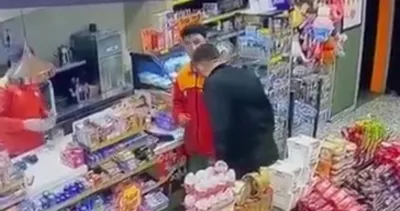 İstasyon çalışanını sebepsiz darp etti!