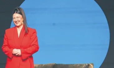 Yasemin Sakallıoğlu’ndan duygusal veda