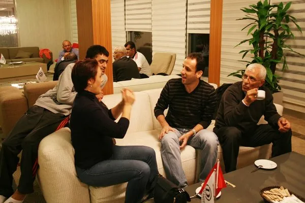 İşitme Engelliler seçimi yapılıyor