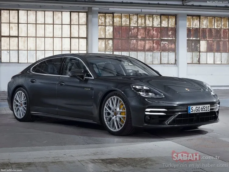 Porsche Panamera Turbo S E-Hybrid ortaya çıktı! Porsche aileyi genişletti