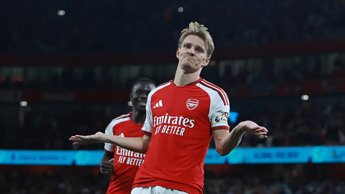 Arsenal, Premier Lig'de sezona 3 puanla başladı!