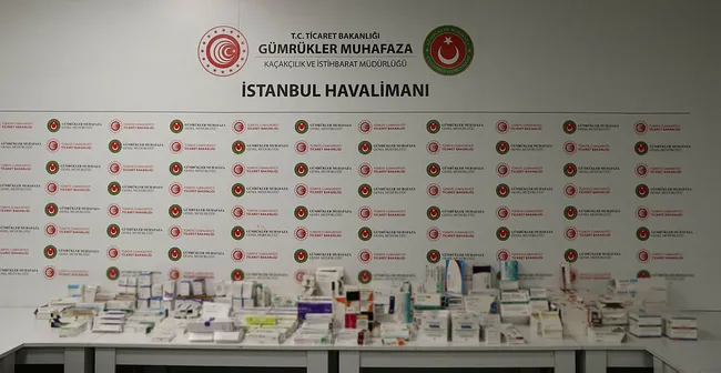 istanbul-havalimaninda-ele-gecirildi-degeri-27-milyon-lira-1691136041952.jpg