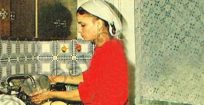 Şöhret basamakları onun için çok zordu... Şimdilerde güçlü sesiyle kulakların pasını siliyor! Ünlü sanatçıyı tanıyabildiniz mi?