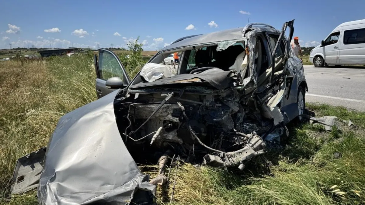 Edirne’de feci kaza: Hurdaya dönen otomobilin sürücüsü hayatını kaybetti Edirne’de feci kaza: Hurdaya dönen otomobilin sürücüsü hayatını kaybetti