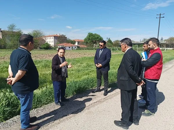 Gençler toprağa umut ekti