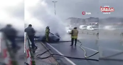 İstanbul E-5 Karayolu’nda araç yangını!
