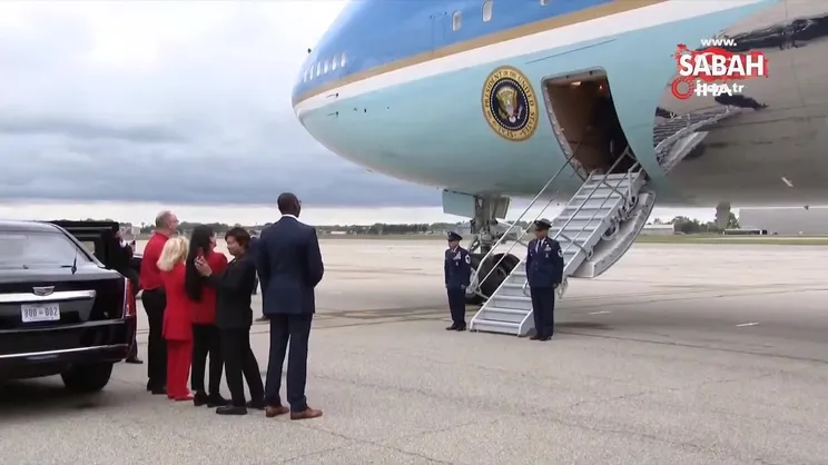 ABD Başkanı Biden, uçaktan indiği sırada az daha düşüyordu | Video