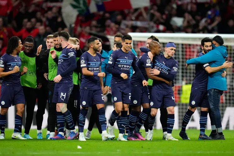 Son dakika: Atletico Madrid - Manchester City maçında ortalık savaş alanına döndü! Dünya yıldızları birbirine girdi, kartlar havada uçuştu…