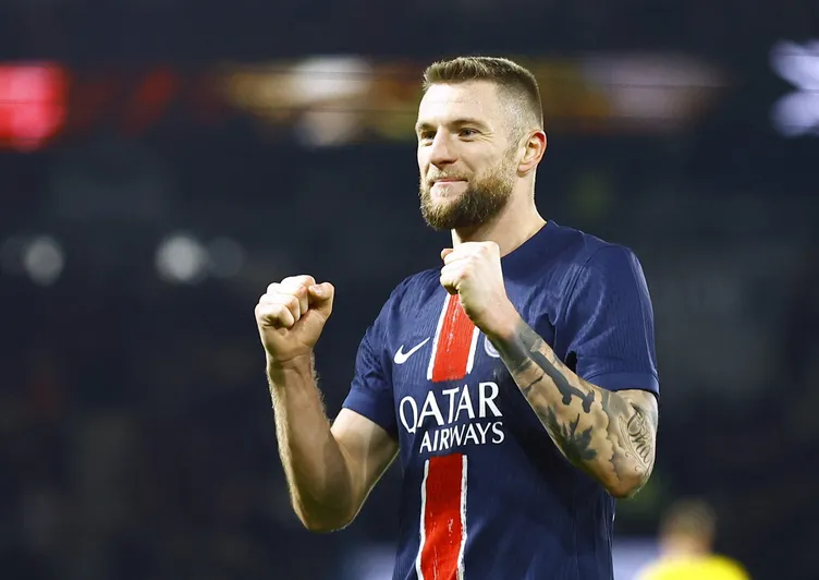 Son dakika haberi: Osimhen’e maske taktıran Skriniar! İki futbolcu yeniden rakip oluyor....