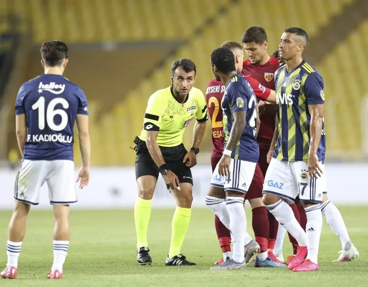Fenerbahçe - Kayserispor maçından kareler