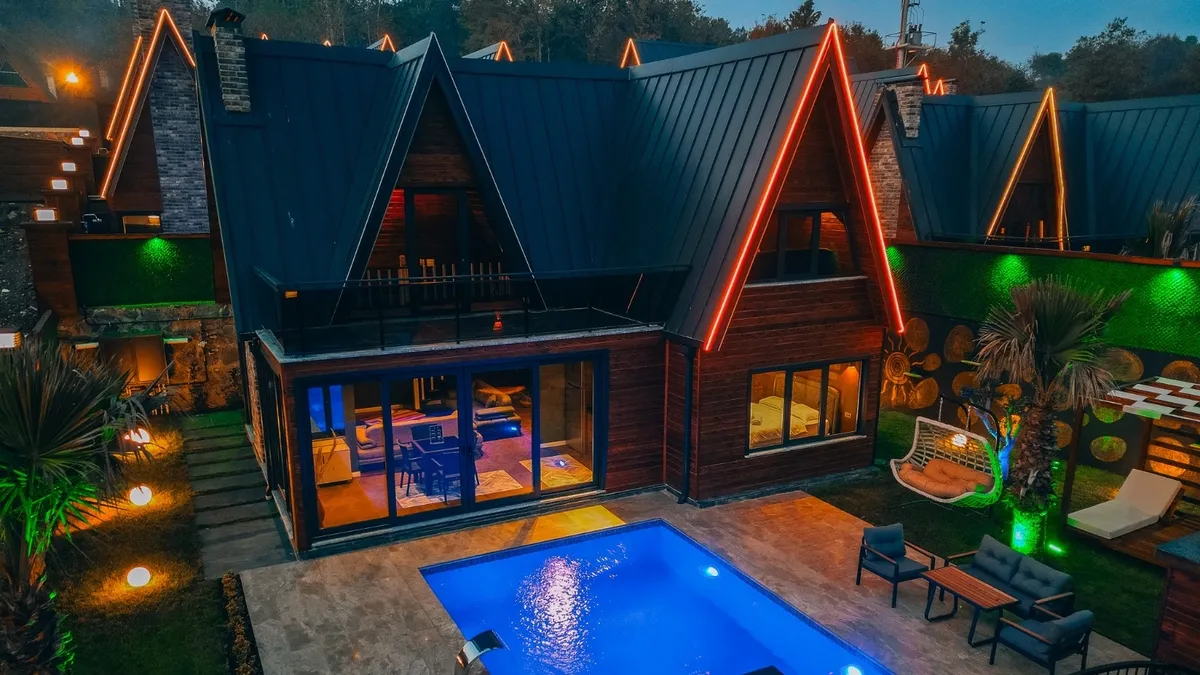 Van’da sahte Bungalov ilanları vatandaşı mağdur ediyor Van’da sahte Bungalov ilanları vatandaşı mağdur ediyor