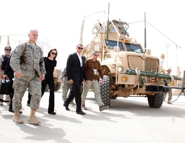 Angelina'nın Irak'a 3. ziyareti