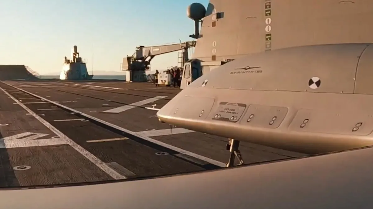 Tarihi uçuş! Selçuk Bayraktar paylaştı Tarihi uçuş! Selçuk Bayraktar paylaştı