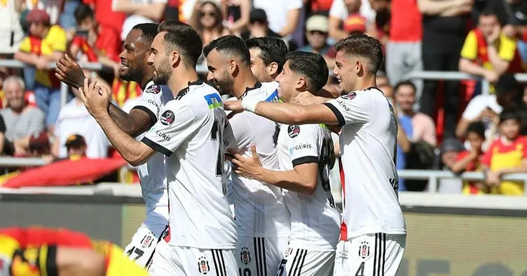 Son dakika: Beşiktaş İzmir’de 9 kişiyle kazandı! 3 kırmızı kart, müthiş galibiyet...
