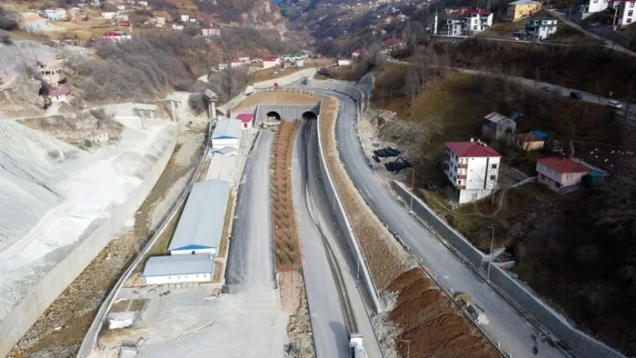 yeni-zigana-tuneli-icin-geri-sayim-basladi-1675055138388.jpg