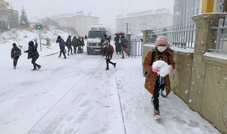 Tokat’ta bugün okullar tatil mi? Valilik son dakika duyurdu! 25 Kasım Pazartesi Tokat’ta okul var mı, eğitime ara mı verildi?