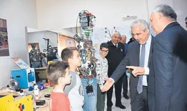 Manisa’da bilim evi hizmete girdi