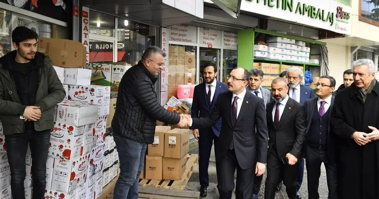 Ticaret Bakanı Mehmet Muş Bağcılar’daki Samsun Günleri’ne katıldı