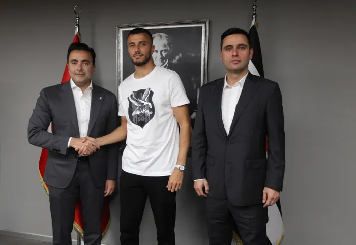 son-dakika-besiktas-transfer-haberleri-romain-saiss-gercegi-ortaya-cikti-serveti-reddetti-besiktasa-geldi-1655535070971.jpg