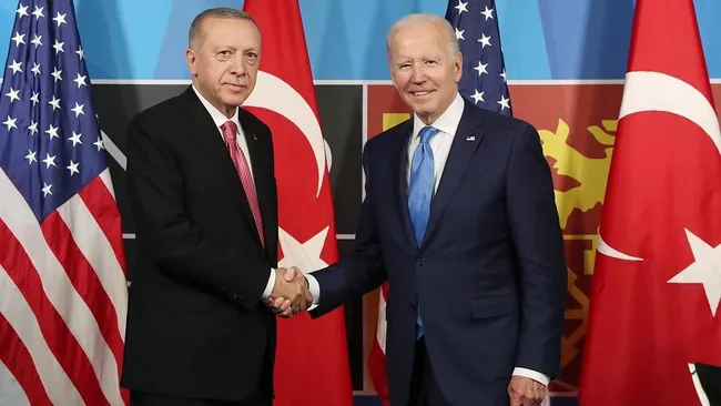 son-dakika-abd-baskani-bidendan-baskan-erdogana-tebrik-telefonu-1685386476392.jpg SON DAKİKA | ABD Başkanı Biden'dan Başkan Erdoğan'a tebrik telefonu