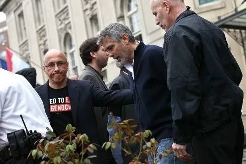 George Clooney tutuklandı