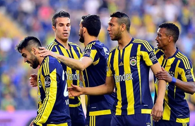 Fenerbahçe’de 11 isimle yollar ayrılacak