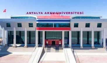 AKEV Üniversitesi’ne yönelik yürütülen soruşturmada şok gerçek: Tatilini üniversiteye ödetmiş