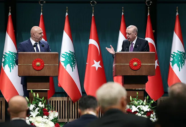 lubnan-cumhurbaskani-avndan-baskan-erdogan-ovgusu-bolgesel-istikrara-onem-veriyor-1786125348007.jpg Lübnan Cumhurbaşkanı Avn'dan Başkan Erdoğan övgüsü: