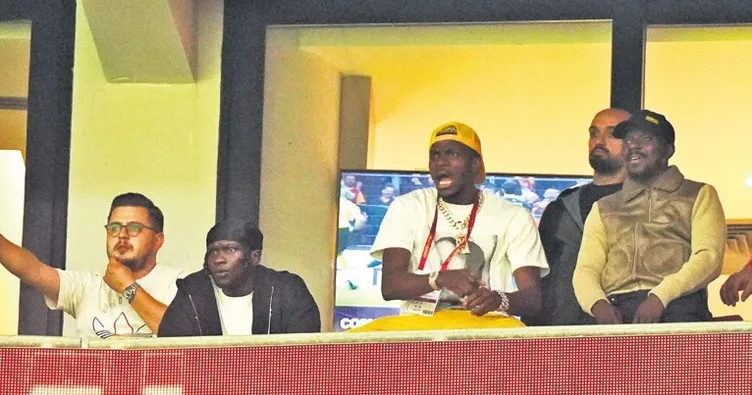 Locada yerinde duramadı