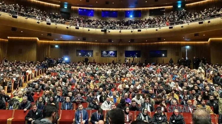 Arabeskin Kralı Ferdi Baba son yolculuğuna uğurlanıyor...