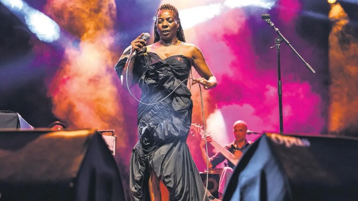 ‘İstanbul’a taşınmak istiyorum’ – Son Dakika Magazin Haberleri ‘İstanbul’a taşınmak istiyorum’ – Son Dakika Magazin Haberleri