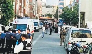 Annesi ve iki kardeşini öldürdü