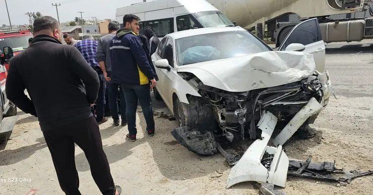 Nusaybin’de kontrolden çıkan otomobil direğe çarptı: 1 yaralı