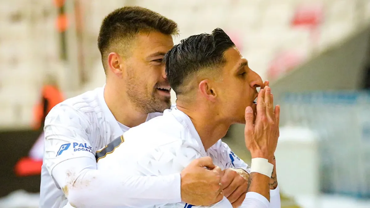 Erzurumspor FK, Sivasspor deplasmanında galip! Erzurumspor FK, Sivasspor deplasmanında galip!