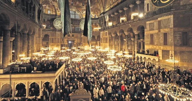 İlk teravih ve sahur bu gece