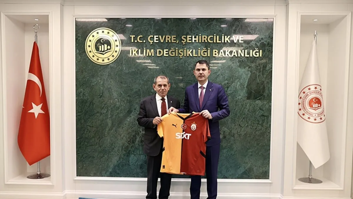 Bakan Kurum, Dursun Özbek
