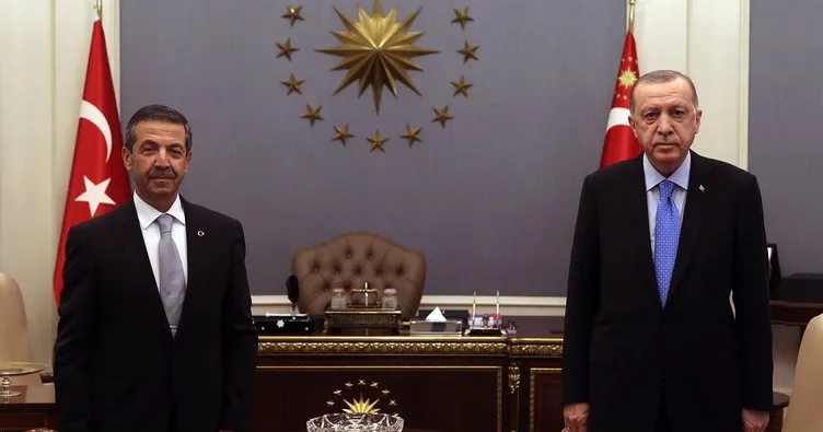 Başkan Erdoğan  KKTC Dışişleri Bakanı Tahsin Ertuğruloğlu’nu kabul etti