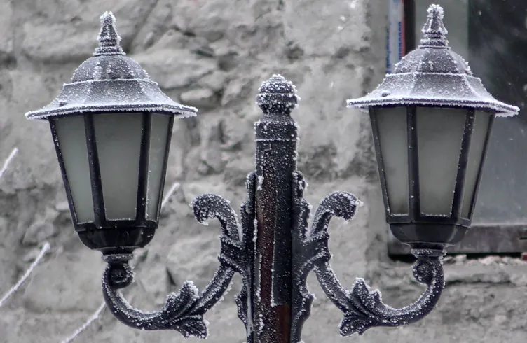 Sibirya soğukları Göle’yi esir aldı