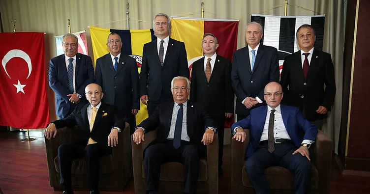 Üç çınar bir arada