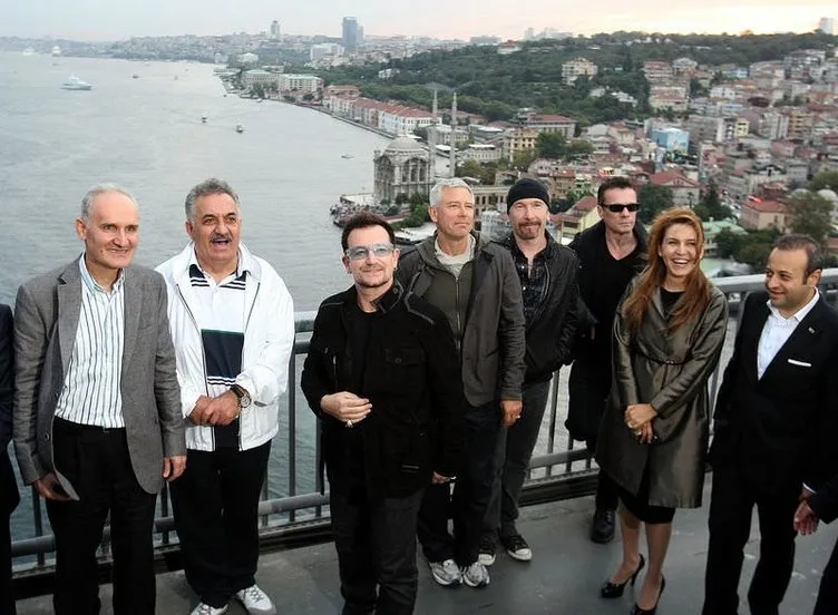 U2 Boğaz Köprüsü’nde yürüdü