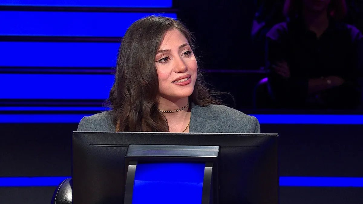 Kim Milyoner Olmak İster? 20 Kasım Perşembe akşamı atv'de… Kim Milyoner Olmak İster? 20 Kasım Perşembe akşamı atv'de…