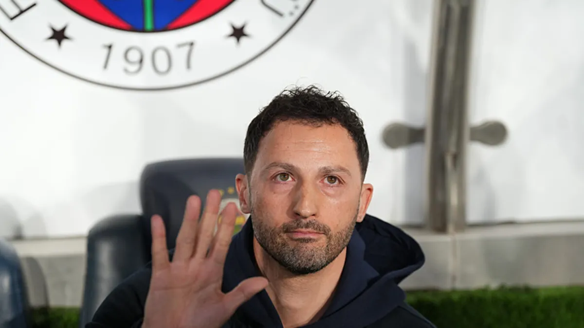 Fenerbahçe'de Tedesco yıkım ekibini hazırladı!