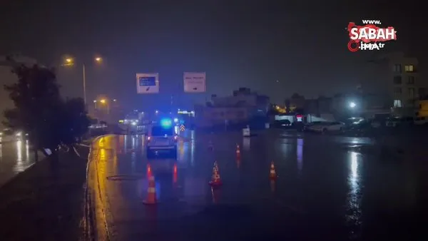 Hatay İskenderun'da şiddetli yağışla birlikte caddeler göle döndü | Video