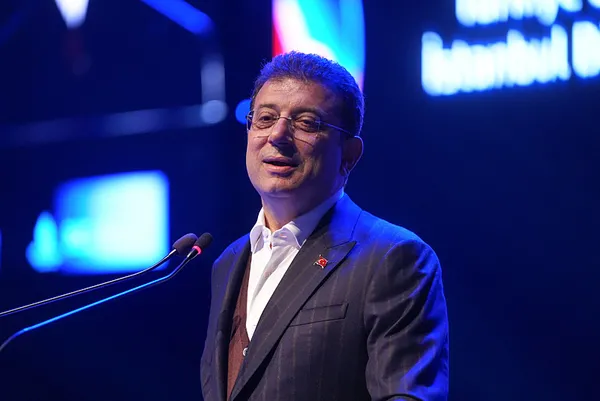 ekrem-imamoglu-diplomadan-gitti-diye-karalar-baglamasinlar-mansur-yavas-salih-tuna-yazdi-1740636704922.jpg