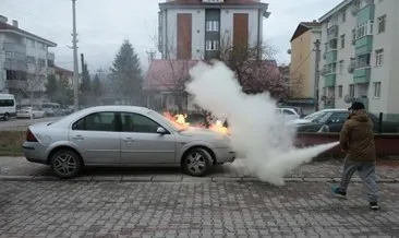 Yanan aracını kendi söndürdü #bolu Yanan aracını kendi söndürdü #bolu