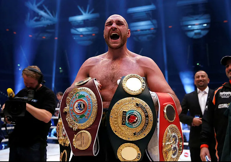 dev-mac-oncesi-wilderdan-ortaligi-karistiran-bomba-iddia-tyson-fury-mac-oncesi-hile-mi-yapiyor-1633334944186.jpg