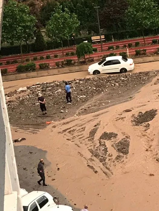 Son dakika: Ankara'da korkunç görüntüler! Sel başkenti yıktı geçti