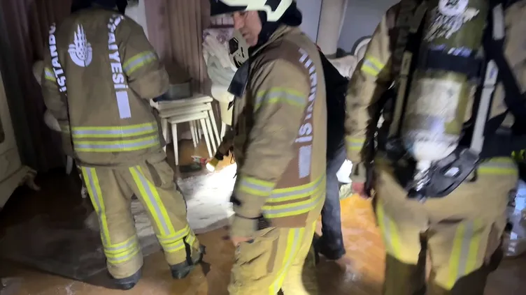 Avcılar’da yangın var diye gittikleri ev meğerse… Herkesi kandırmışlar!