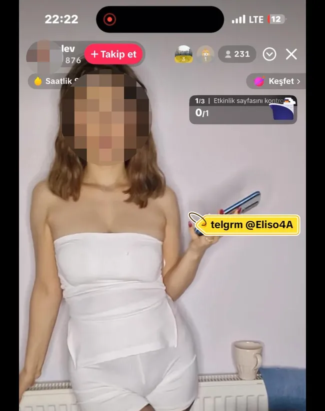 tiktok-rezaleti-bitmek-bilmiyor-mustehcen-goruntuler-teror-yayinlari-dini-degerleri-asagilama-tiktoka-ne-zaman-1746615879654.jpg TikTok rezaleti bitmek bilmiyor! Müstehcen görüntüler, terör yayınları, dini değerleri aşağılama! TikTok'a ne zaman 'dur' denilecek?